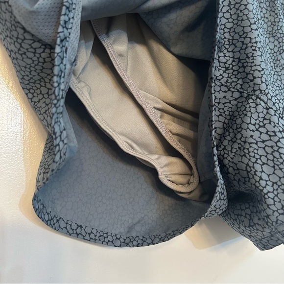 Women’s Nike 5K Dri-Fit Running Shorts size Large - Picture 4 of 5